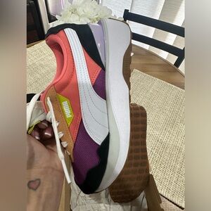Puma sneakers